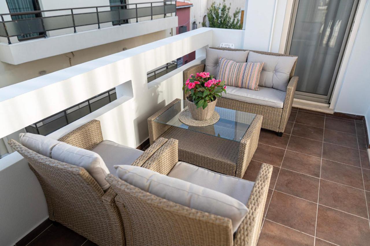 Luxury Town Center Suite, Β1 Ираклион Экстерьер фото